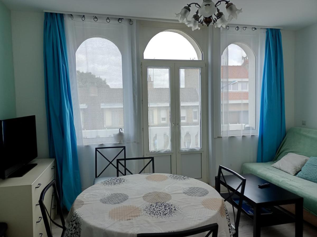 Appartement Beau T2 à 200 m plage proche commerces et restaurants à Bray-Dunes Extérieur photo